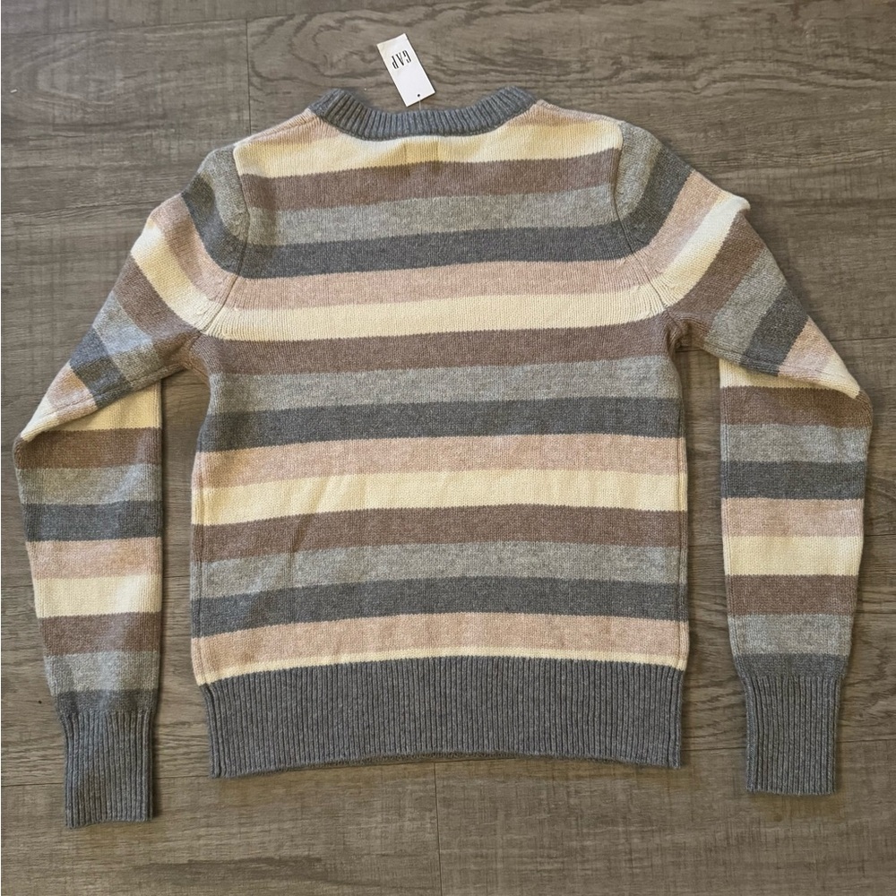 New GAP Beige, Gray & Cream Crewneck Sweater with Stripes Size XS - Picture 2 of 7